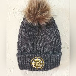 Boston Bruins Ladies / Womans '47 Black Meeko Cuffed Knit Hat with Pom
